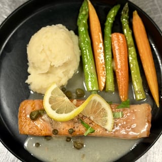 Salmon Piccata
